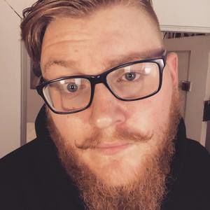 Meet your Posher, Davis